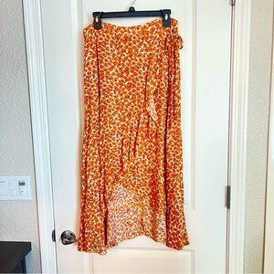 Chic Floral Midi Wrap Skirt in Orange